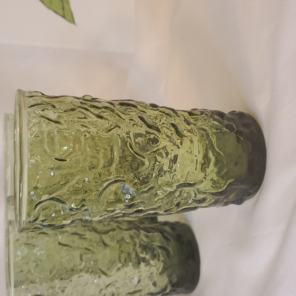 Set of 4 Anchor Hocking Green Crinkle Drinking Glasses 💚 - Picture 4 of 5